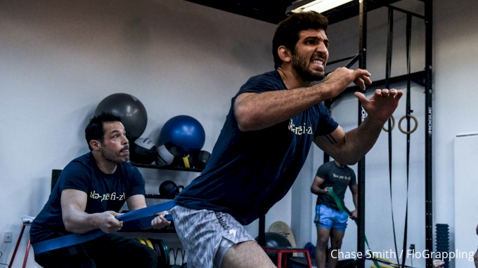 BTS: Lucas Lepri's Midnight Training Session