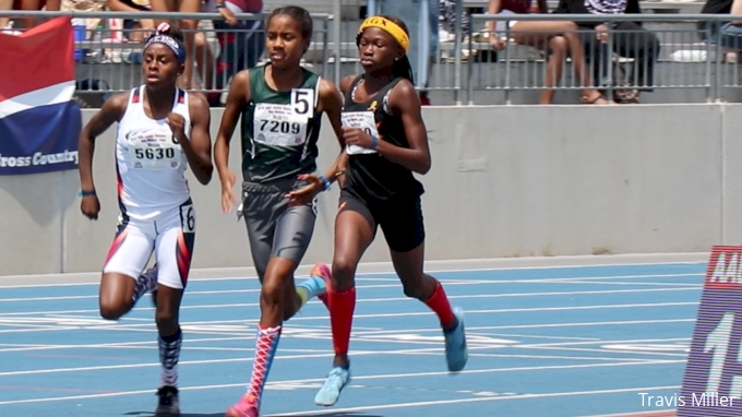 Girls\' 800m, Final - Age 13 - Cha\'iel Johnson defends her crown