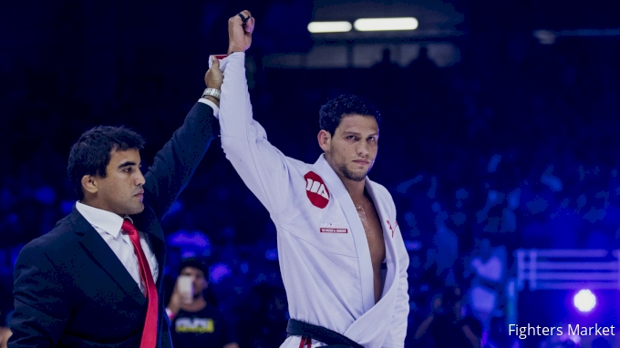 Erberth Santos Brings Sport Into Disrepute By Instigating Brawl in